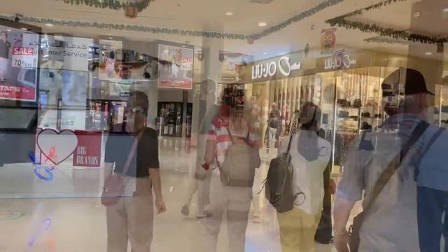 Dubai Outlet Mall. Огромные скидки или напрасно потраченное время смотреть онлайн