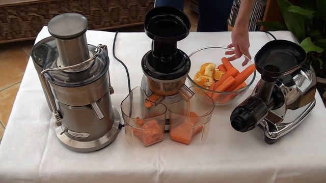 Best Juicer: Omega VRT350HD Demonstration смотреть онлайн