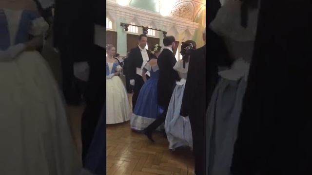 Французская кадриль/Бал на середину XIX века/19 век/#Shorts/19th century/The ball/dance смотреть онлайн