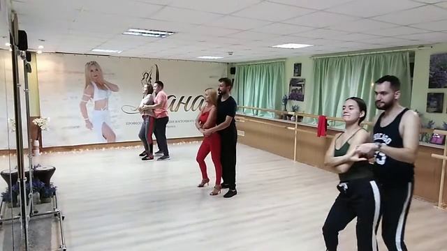 Парная бачата в Бобруйске, группа первого месяца обучения смотреть онлайн