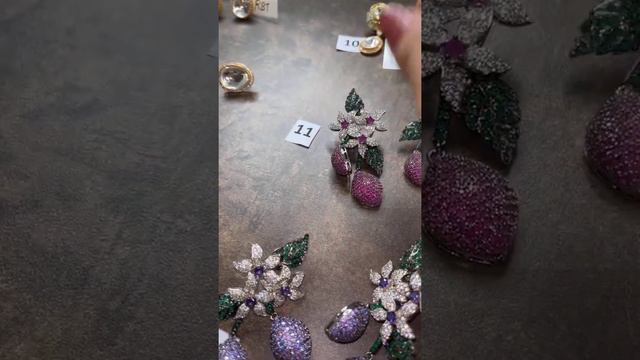 Handpicked curated collection of Kundan, Polki, AD and Oxidized Jewellery | Ruhani By Tanu смотреть онлайн