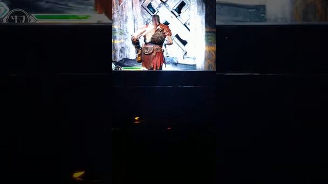God of War circle button glitch смотреть онлайн