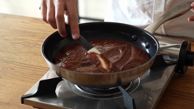 [No oven] Chocolate Cake in Frying Pan смотреть онлайн