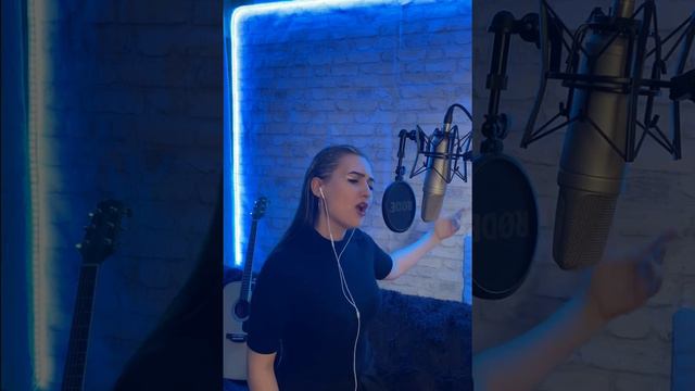 CHRISSTIE - No.1 (Артём Пивоваров cover) смотреть онлайн