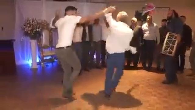 Дабка (Dabke; от «дабка» – топанье ног) – стиль танца смотреть онлайн