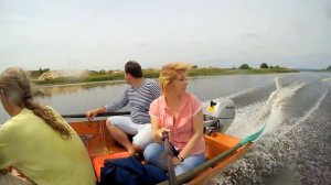 Лодка Автобот с мотором Honda BF 20. 5 человек и тяжёлый выход на глисс.