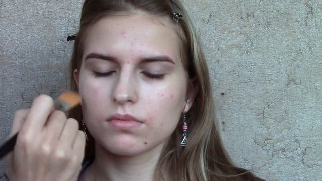 Кисть для нанесения тона и тональных средств (синтетика) смотреть онлайн