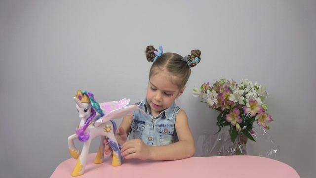 Пони Принцесса Селестия My Little Pony смотреть онлайн