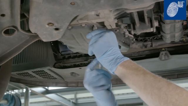 [EN] Hyundai i10 Automatic Transmission oil and filter service смотреть онлайн