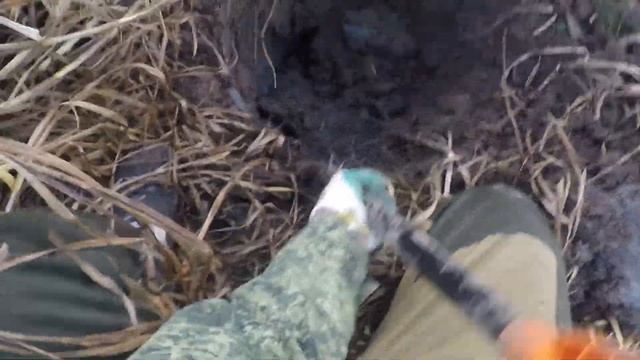КОП по дну водоема, сколько ещё тут его, куча свинца