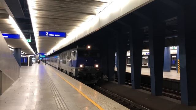 WAGONOWY POCIĄG ZA PENDOLINO! Pociągi PKP Intercity Warszawa Centralna