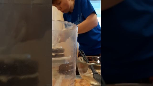 Торт "Молочный ломтик" смотреть онлайн