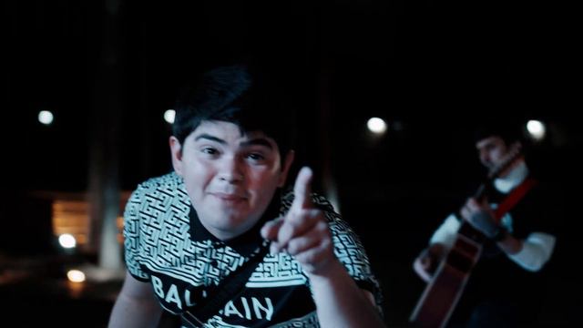 Victor Valverde - Siguen Las Ranas (El Guero Ranas)