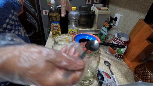 Салат "ЛЕТНИЙ" на зиму. Готовим очень вкусный салат на зиму. САМЫЙ ПРОСТОЙ РЕЦЕПТ! Летний салат! смотреть онлайн