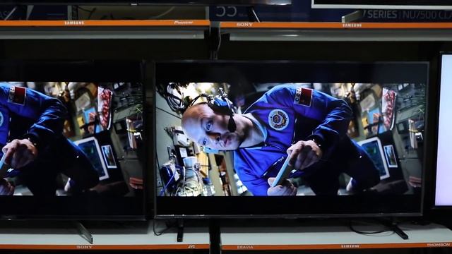 Сравнение картинки в телевизорах Samsung и Sony в 49 диагонали смотреть онлайн