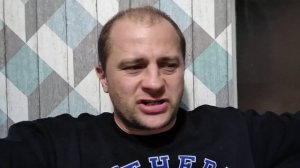 Анекдот про Есенина, Маяковского и Рождественского  ?