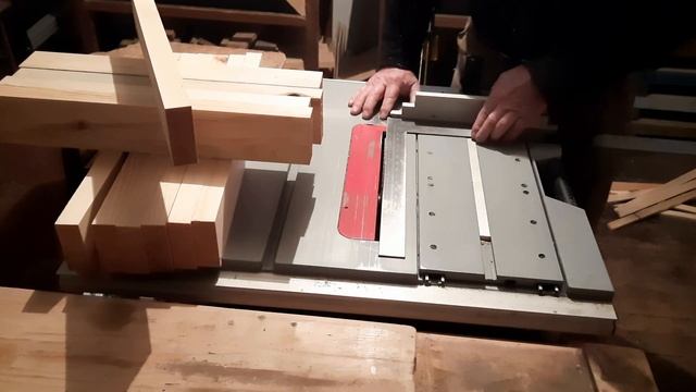 #3 Сделай улей своими руками. Част.1 Изготовление дна улья на 10-ти рамочные корпуса. смотреть онлайн