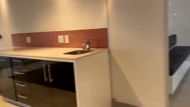 1,329m² office space to let in the Midrand business node смотреть онлайн