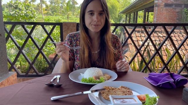 El PEOR RESTAURANTE de UBUD según TRIPADVISOR (BALI) ? смотреть онлайн