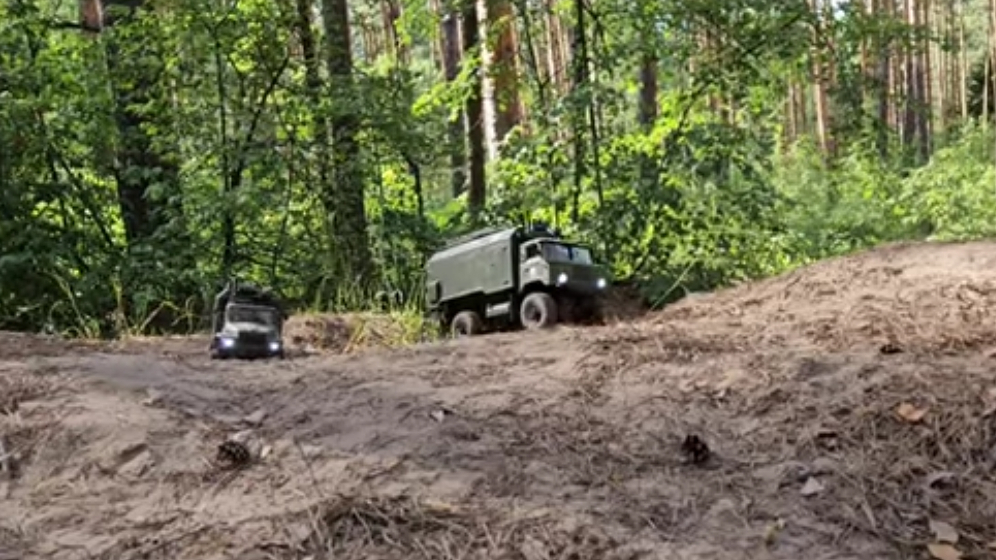 Путешествие по сосновому бору, на WPL B24 Газ-66 1:16 и WPL B36 Урал 4320