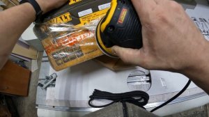 Орбитальная шлифмашинка Dewalt 125мм