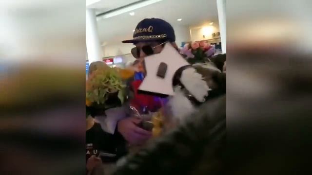 🔔 Димаш Кудайберген (Dimash) прилетел в Америку смотреть онлайн