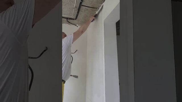 БЕЗ ЭТОГО РАБОТА НЕ КЛЕИТСЯ ?