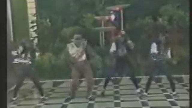 Kanda Bongo Man - Monie смотреть онлайн