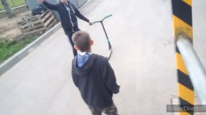 Сравнили трюковой самакат и обычный! Оказался норм!
