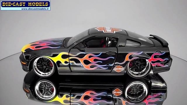 Ford Mustang GT Harley Davidson Maisto смотреть онлайн