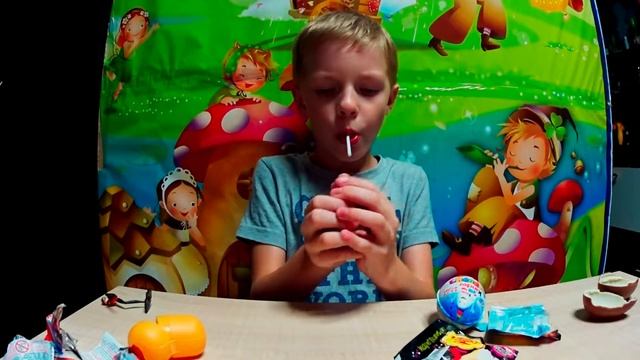 Киндер СЮРПРИЗ и Чупа Чупс шипучая штучка смотреть онлайн