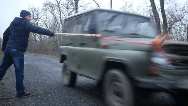 Что если ПОЕЗД ПЕРЕЕДЕТ STRETCH ARMSTRONG?! НЕОЖИДАННЫЙ РЕЗУЛЬТАТ!!! смотреть онлайн