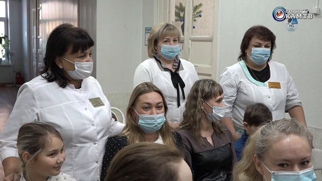 Сладкие подарки детям смотреть онлайн
