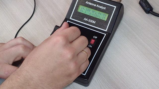 Работа с антенным анализатором AA-330М смотреть онлайн