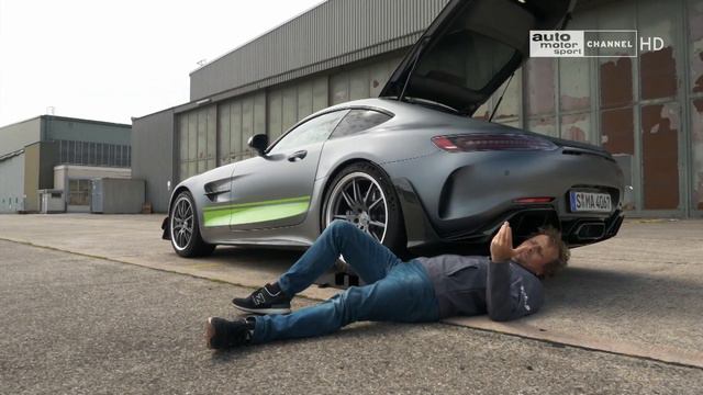 Mercedes-AMG GT R Pro