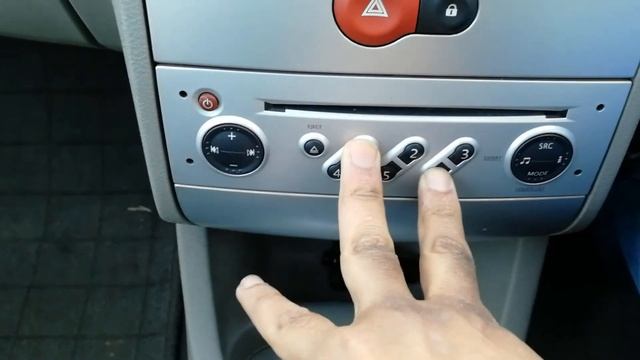 Find Your Renault Car Radio Code For FREE (Renault Modus)