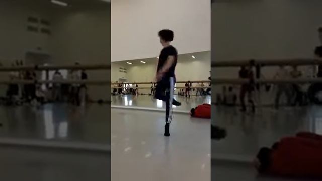 Толобаев Жакшылык! Вращение! Балет!Астана опера! смотреть онлайн