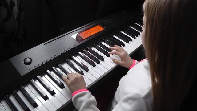 обажаю петь и играть на фортепиано? смотреть онлайн