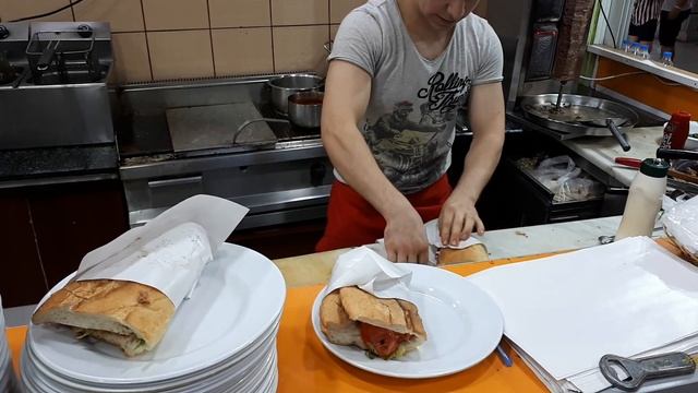 ШАУРМА в Турции пробуем! Турция 2018. Уличная Еда смотреть онлайн