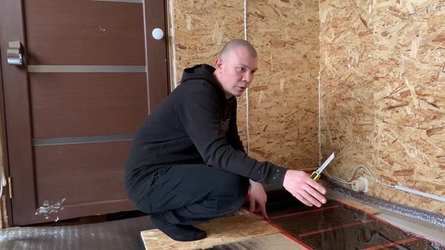 ТЁПЛЫЙ ПОЛ ! Жизнь в вагончике. Зимуем в бытовке. смотреть онлайн