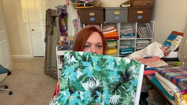 How much of my fabric have I used so far? #fridaysews #sewinggoals смотреть онлайн