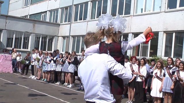 Я ухожу, ухожу красиво