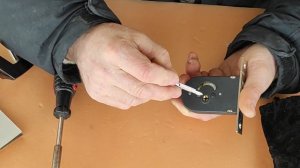 Фиксатор резьбы, есть в каждом доме