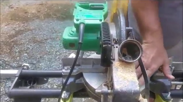 Hitachi C10FCE2 10 Compound Miter Saw - Under $115 смотреть онлайн