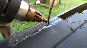 Пайка бампера феном.