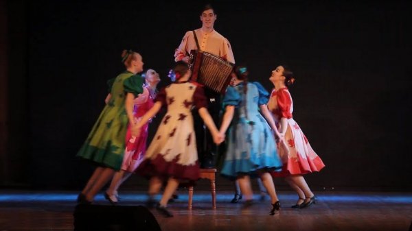 Русский народный танец "Проходка"