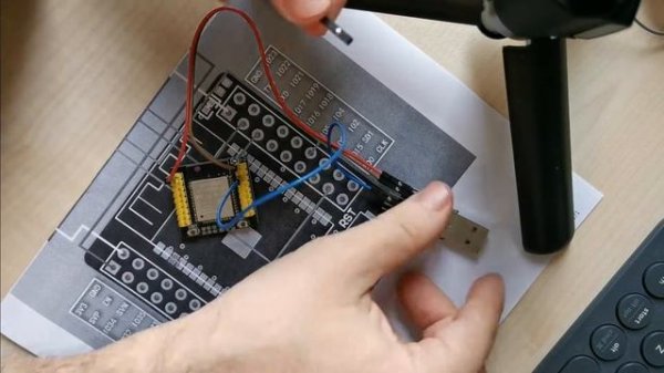 Hardware guide/tutorial on how to connect the ESP32-WROOM-32 for programming