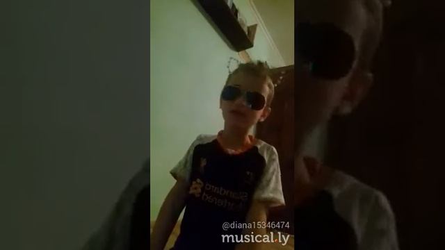 Столица Франция , да єта все знают смотреть онлайн