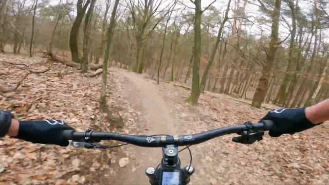 Riding the local Shooting Mountain trail with the new Nukeproof Mega 290 смотреть онлайн