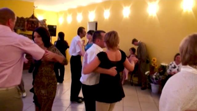 Вальс на українському весіллі смотреть онлайн